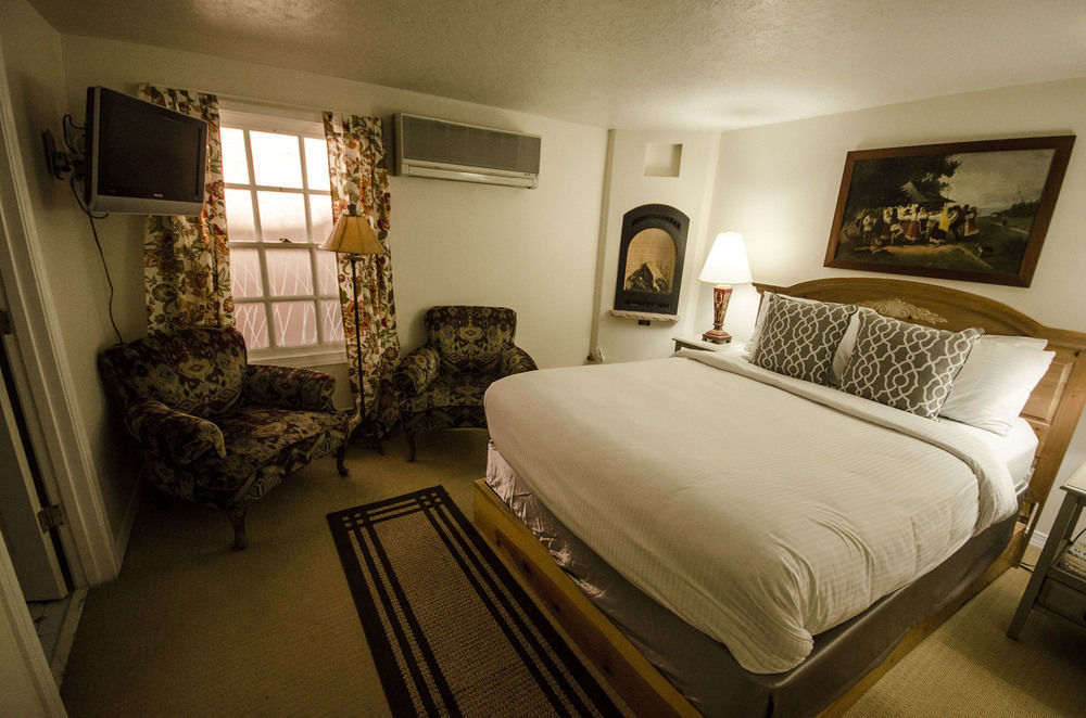 Inn On The Paseo Santa Fe Exterior photo